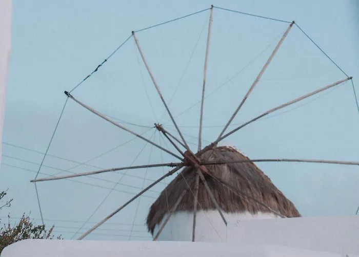 Legends In Town, By Mykonos High 아파트호텔