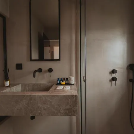 Legends In Town, By Mykonos High Ξενοδοχείο με διαμερίσματα 3*