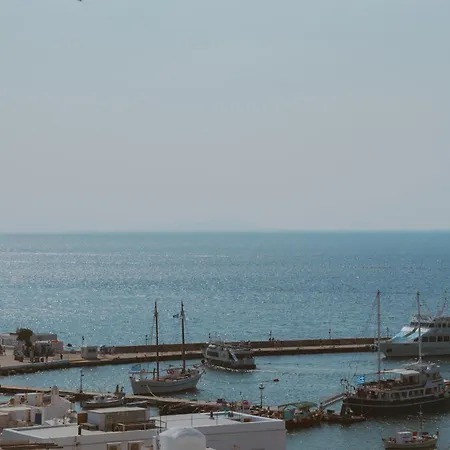 Ξενοδοχείο με διαμερίσματα Legends In Town, By Mykonos High 3*